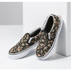 NWT Vans Unisex Youth Classic Slip-On Shoes Rose Dreams Black/White Size 10.5 UY